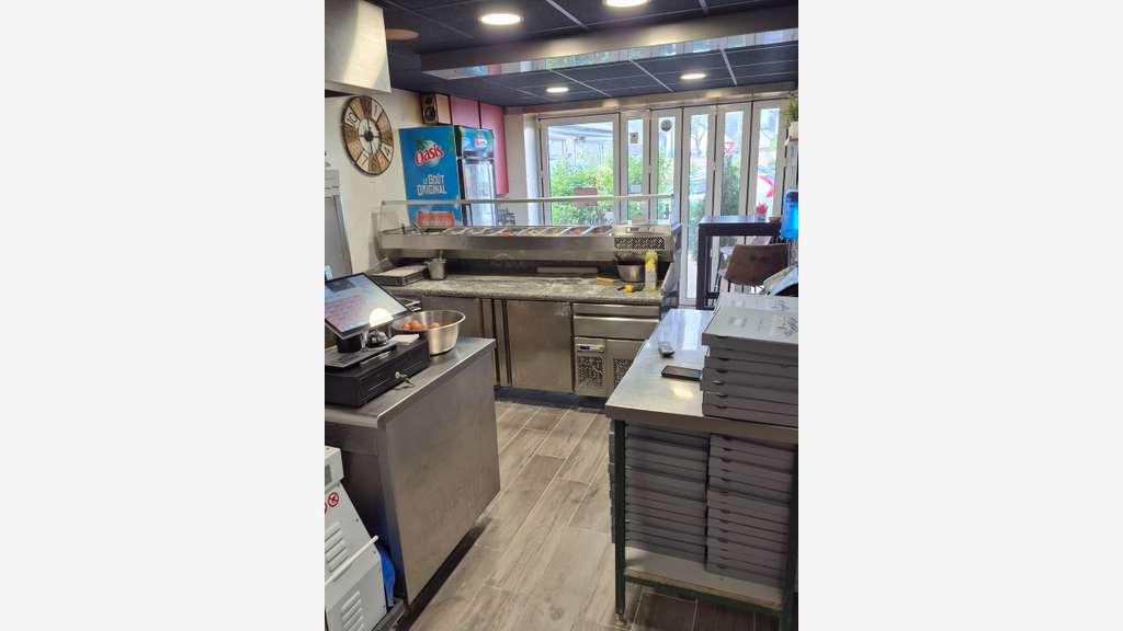 A vendre pizzeria sur place et emporter dept. 29