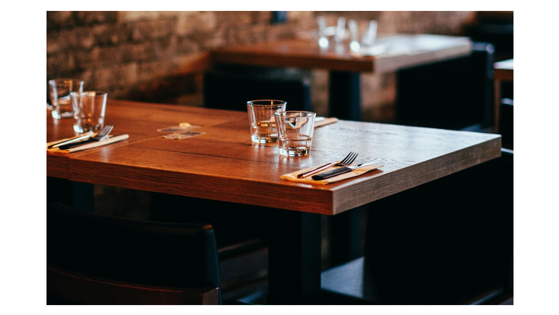 AV pizzeria d'angle quartier commerçant Paris