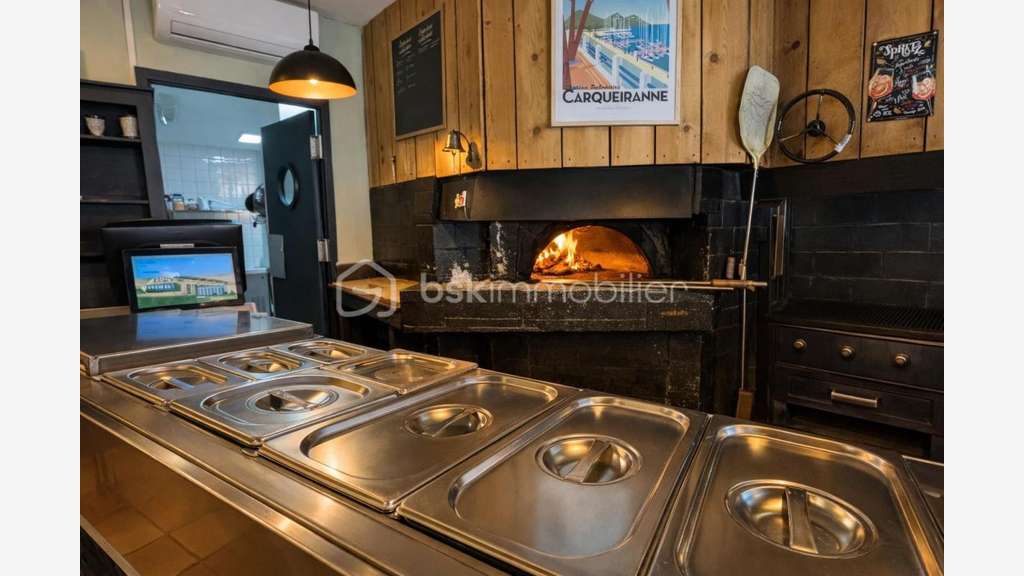 AV pizzeria & grill au feu de bois à Carqueiranne