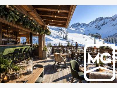 AV pizzéria/restaurant front de neige en Maurienne