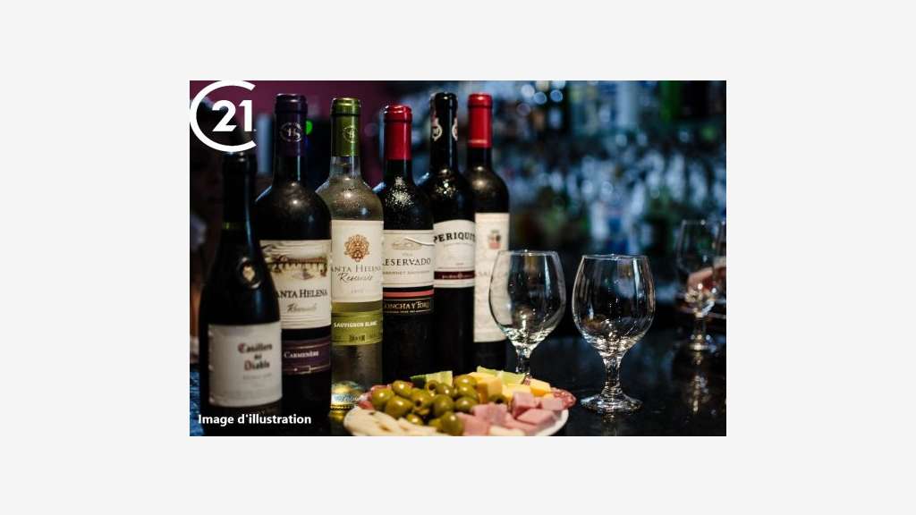 Vente cave à vins épicerie fine ville dynamique 11