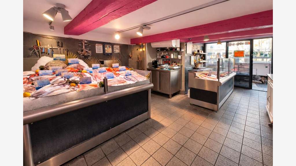 Vente poissonnerie et restaurant 51m² à Fréjus