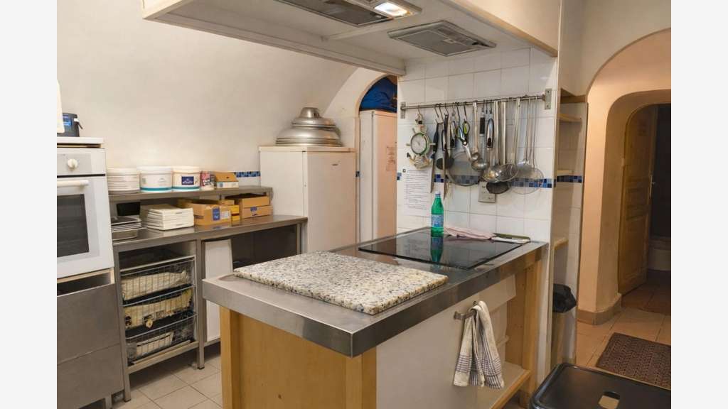 Vente poissonnerie et restaurant 51m² à Fréjus