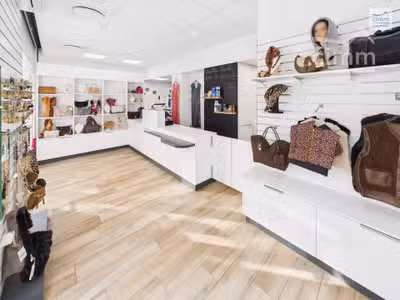 A vendre pressing et couture à Rennes Gayeulles
