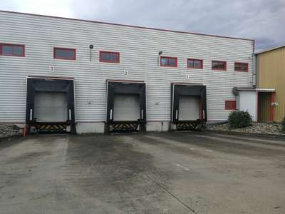 Location Locaux d'activités - Entrepôts à Orange