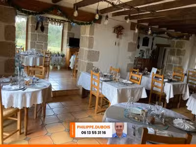 Cède ancienne ferme restaurée 600m² les Billanges