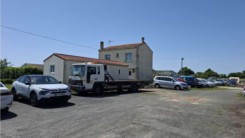 🔧 A vendre FDC garage automobile - 17