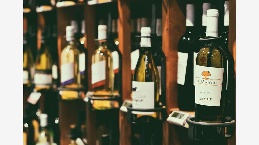 Vente FDC caviste et produits du terroir au Gard