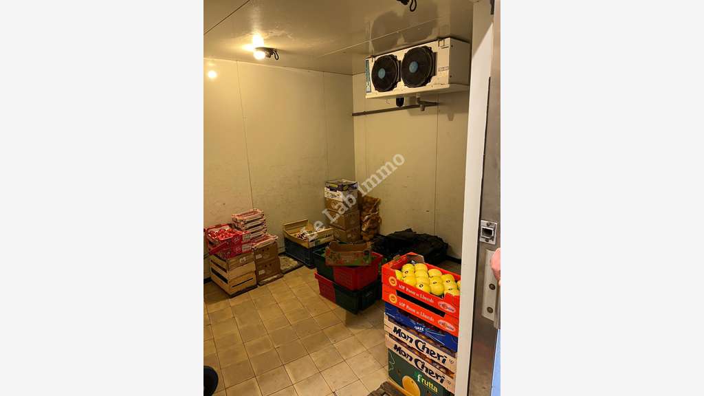 Cède FDC fruits & légumes Crémerie à Montivilliers