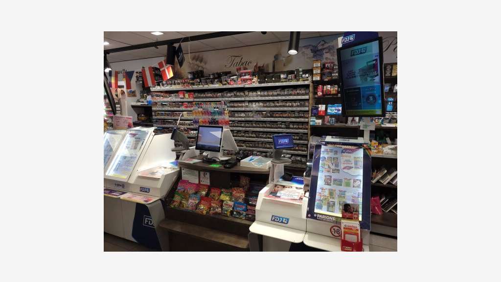AV FDC tabac presse loto PMU centre bourg Savoie