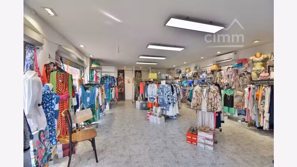 AV FDC prêt à porter féminin Saint Cyprien Plage