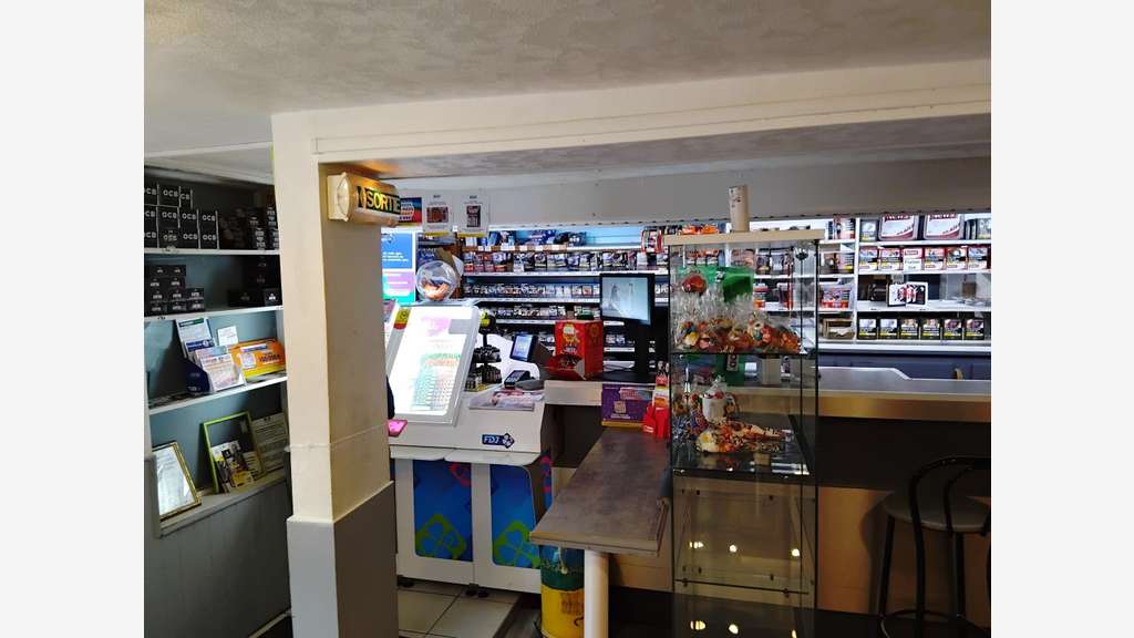 Cède bar tabac sur emplacement stratégique Alençon