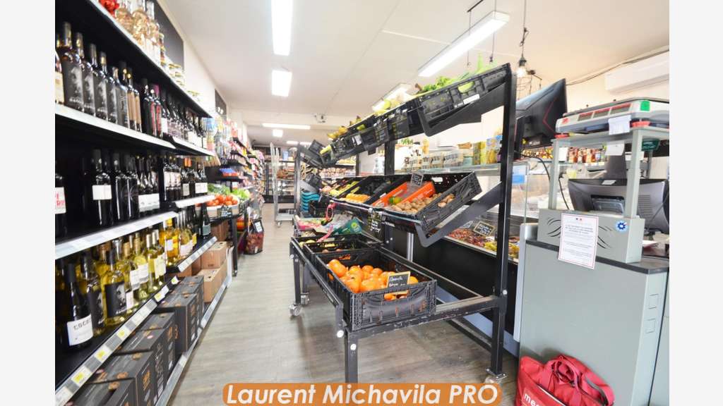 AV FDC épicerie 80m² à Bassan empl stratégique