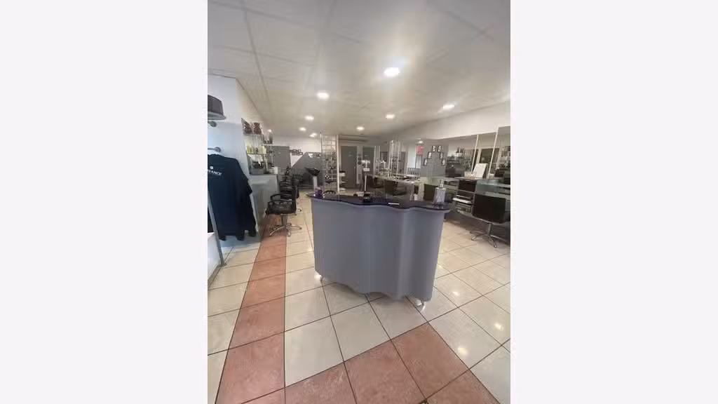Vente salon de coiffure empl N°1 à Béziers