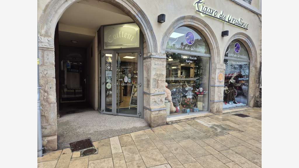AV salon de coiffure moderne en Haute-Saône ✂️