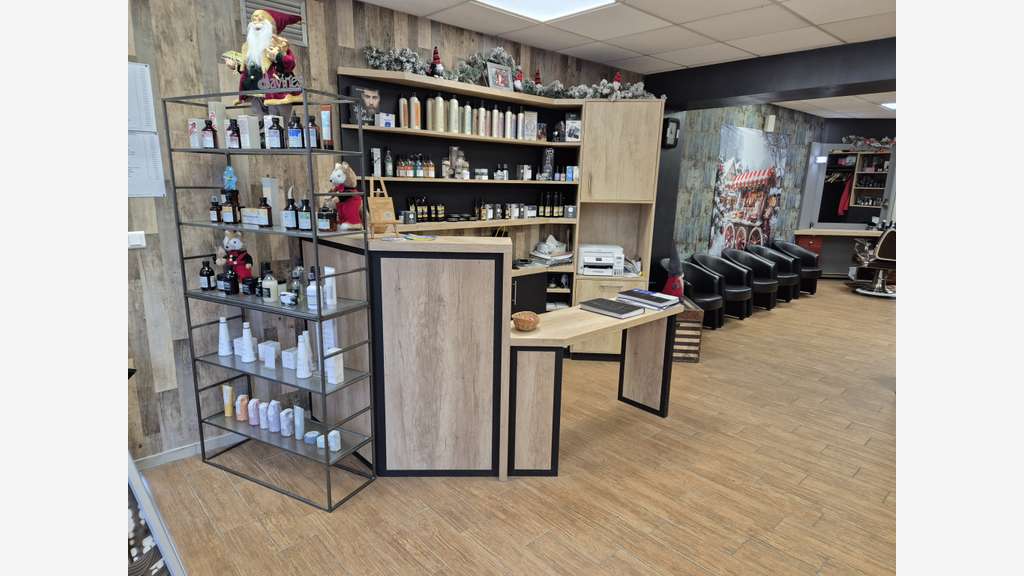 AV salon de coiffure moderne en Haute-Saône ✂️