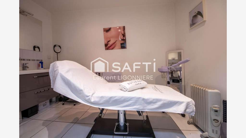 Vente salon de coiffure esthétique à Lesigny