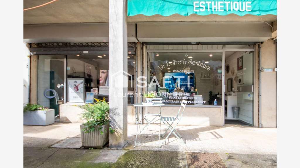 Vente salon de coiffure esthétique à Lesigny
