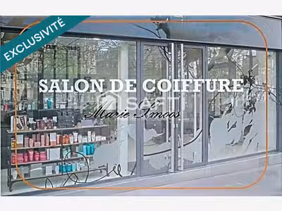 Grand salon de caractère à vendre à Paris 75013