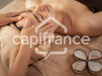 Institut de beauté de 23m² à vendre à Saumur (49)