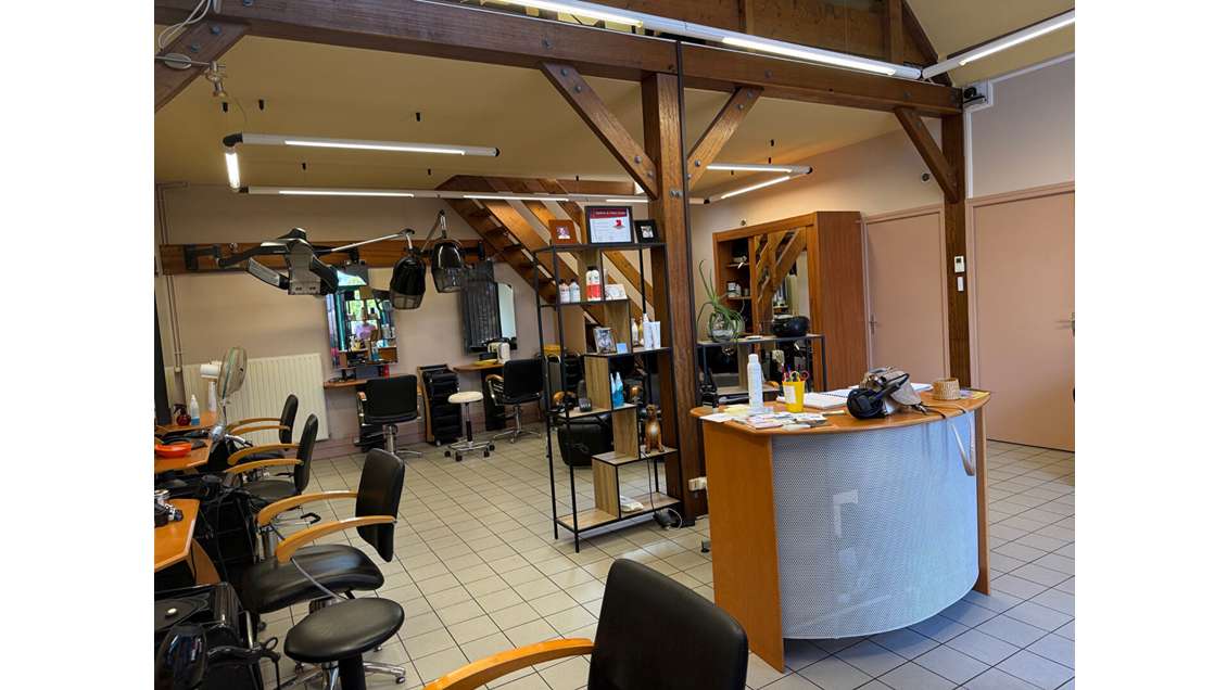 Vente salon de coiffure seul à Turretot
