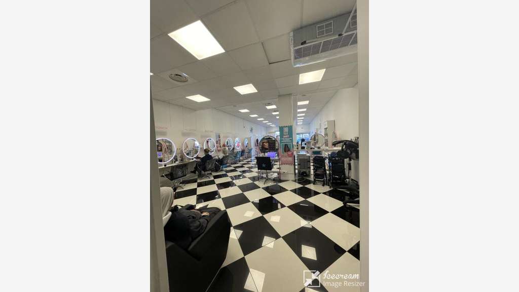 Salon de coiffure à vendre à Villeneuve Loubet