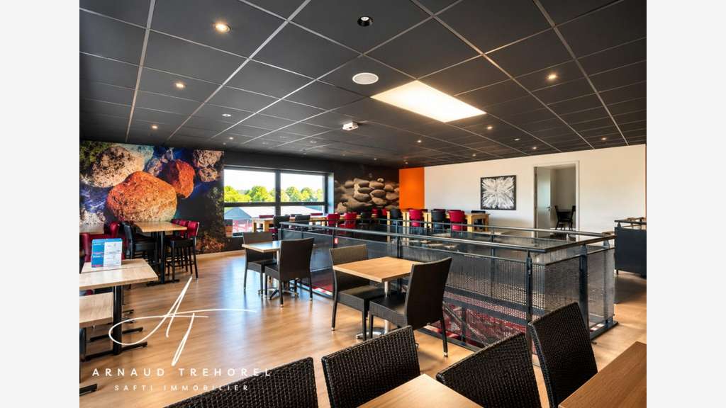 À VENDRE – FONDS DE COMMERCE BAR ET BRASSERIE