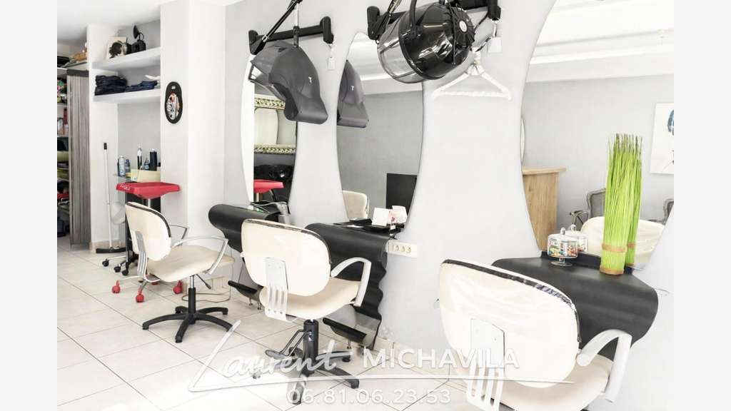 À céder salon de coiffure mixte à Béziers Arènes