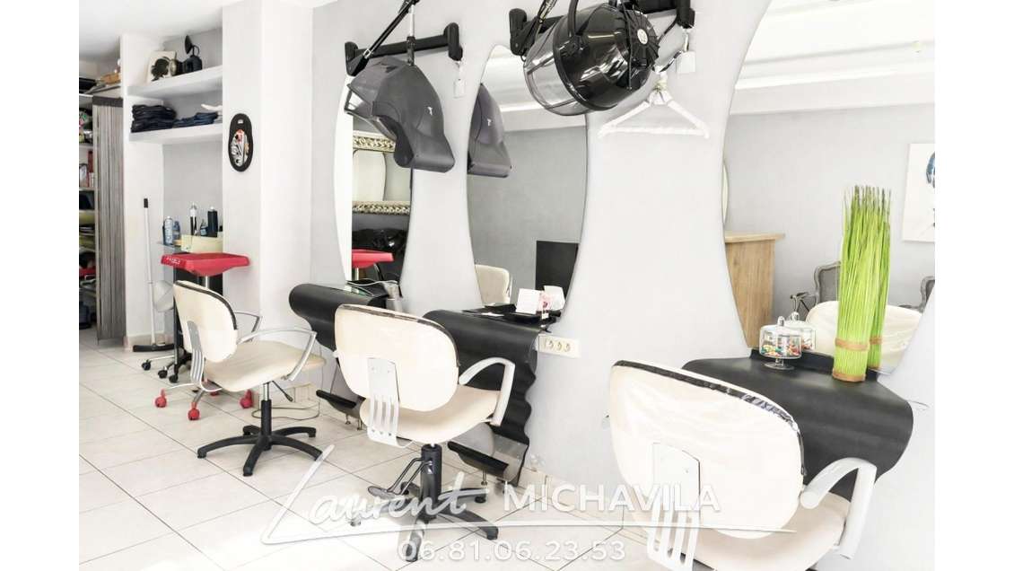 À céder salon de coiffure mixte à Béziers Arènes