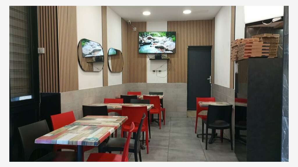 Vente FDC restauration à Bordeaux rue piètonne