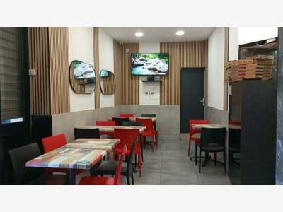 Vente FDC restauration à Bordeaux rue piètonne