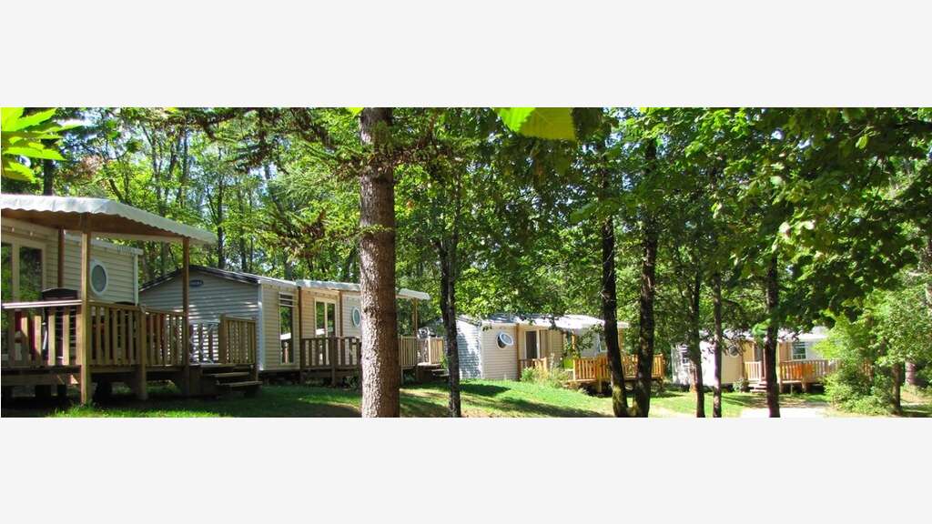 Vente camping familial*** sur 9ha dans le Lot