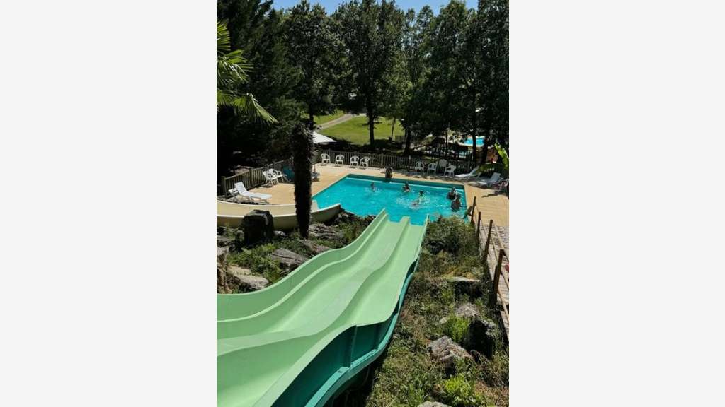 Vente camping familial*** sur 9ha dans le Lot