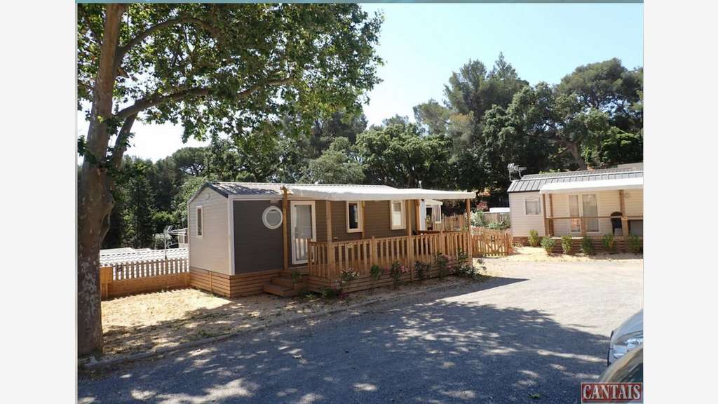Exclusif ! Camping station balnéaire Côte d'Azur !