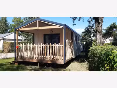 Camping 4 **** à vendre en rétro-littoral