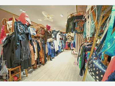 A vendre FDC prêt à porter rue Meynadier à Cannes