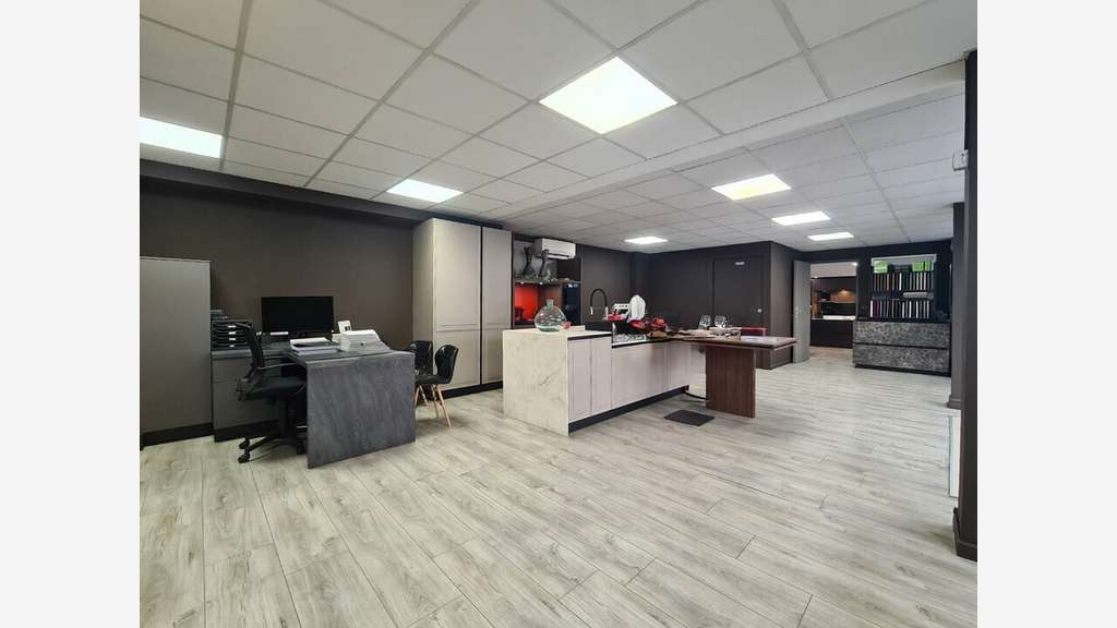 Vente FDC cuisiniste affaire premium à Cannes