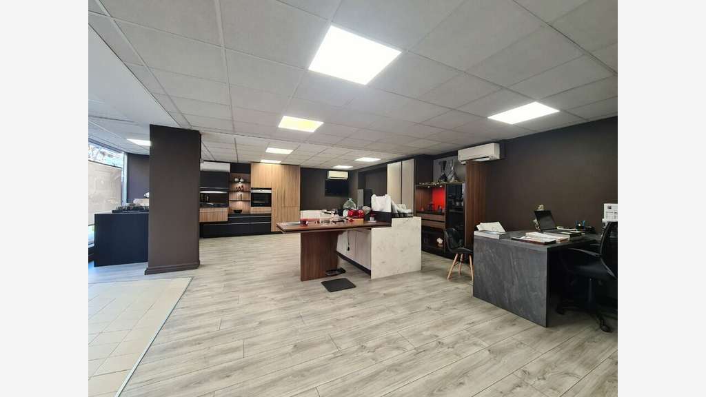 Vente FDC cuisiniste affaire premium à Cannes