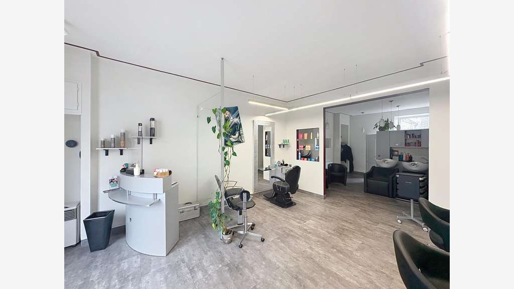 AV salon de coiffure Châteauroux empl stratégique