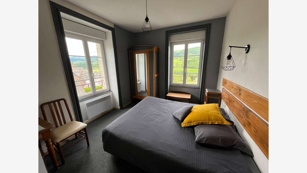 Hôtel restaurant à vendre en Parc naturel Cheylade