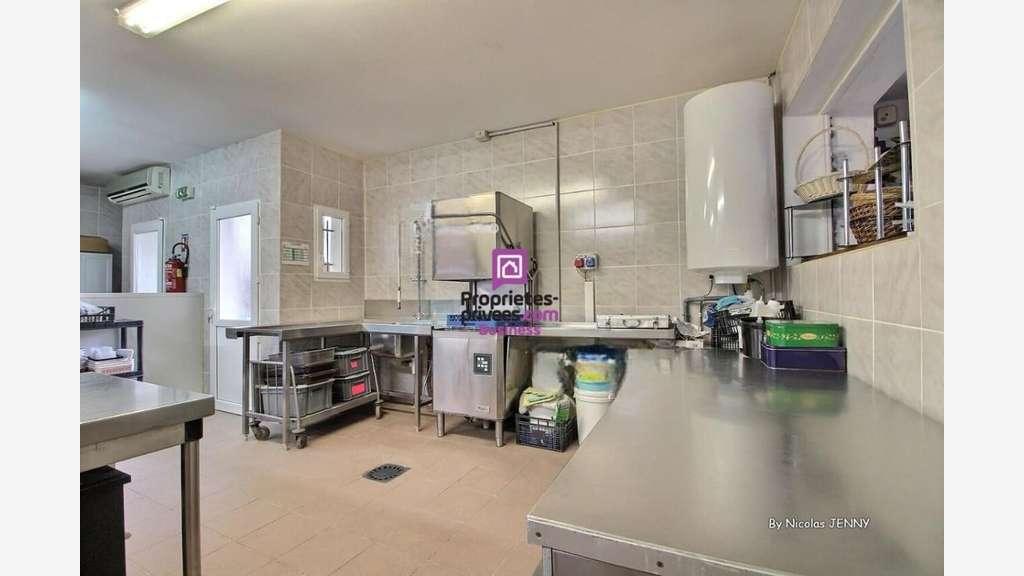 AV FDC traiteur 140m² belle notoriété à Sorgues