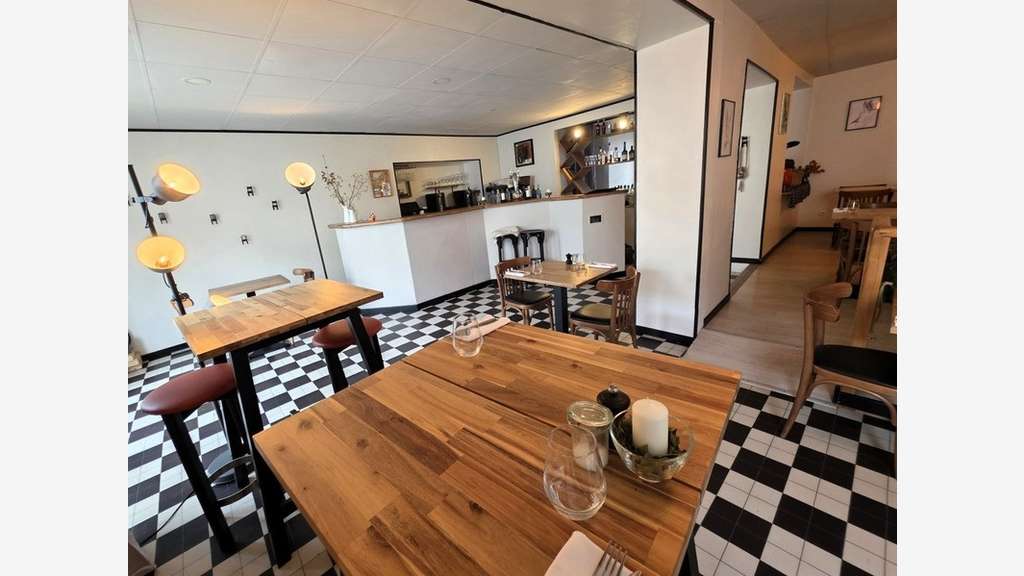 Vente bar lic IV empl N°1 à Dolus d'Oléron centre