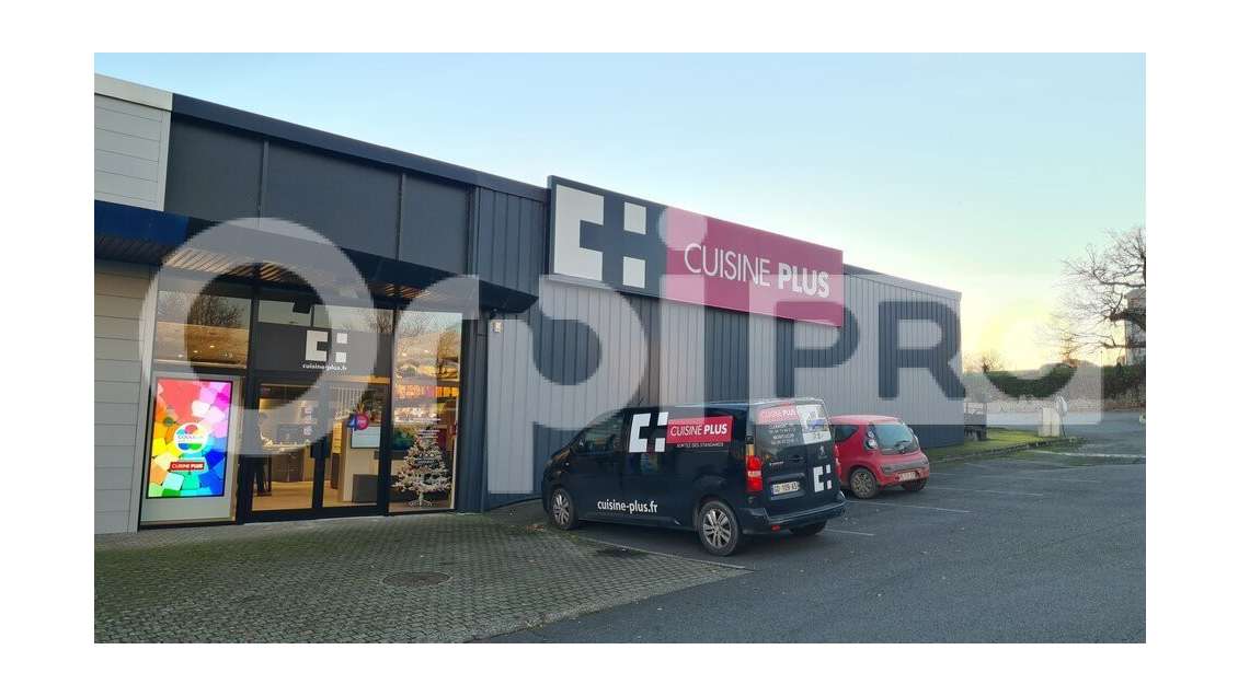 Vente FDC installation de cuisines à Domerat