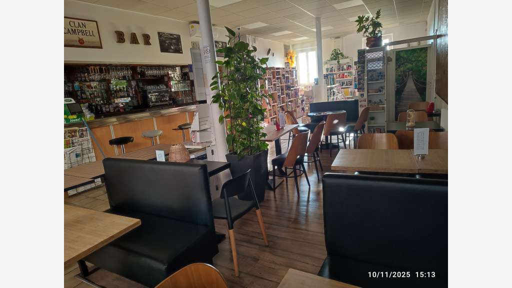 AV bar tabac loto PMU presse village très prisé 13