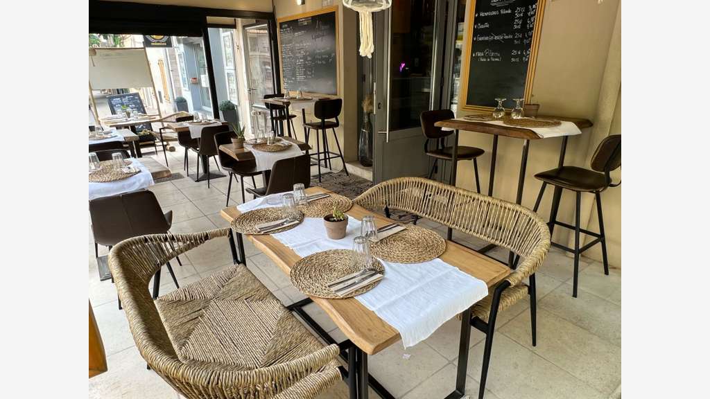 Restaurant / Bar à vendre au Golfe de Saint Tropez