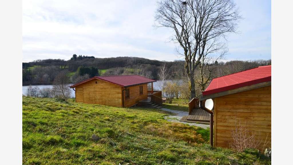 Camping avec Chalets & Restaurant au bord d’un lac