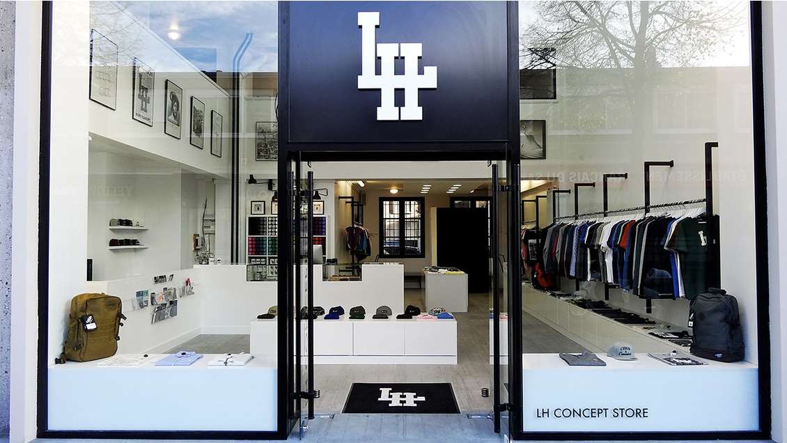 Marque Locale Emblématique - Sportswear Éthique