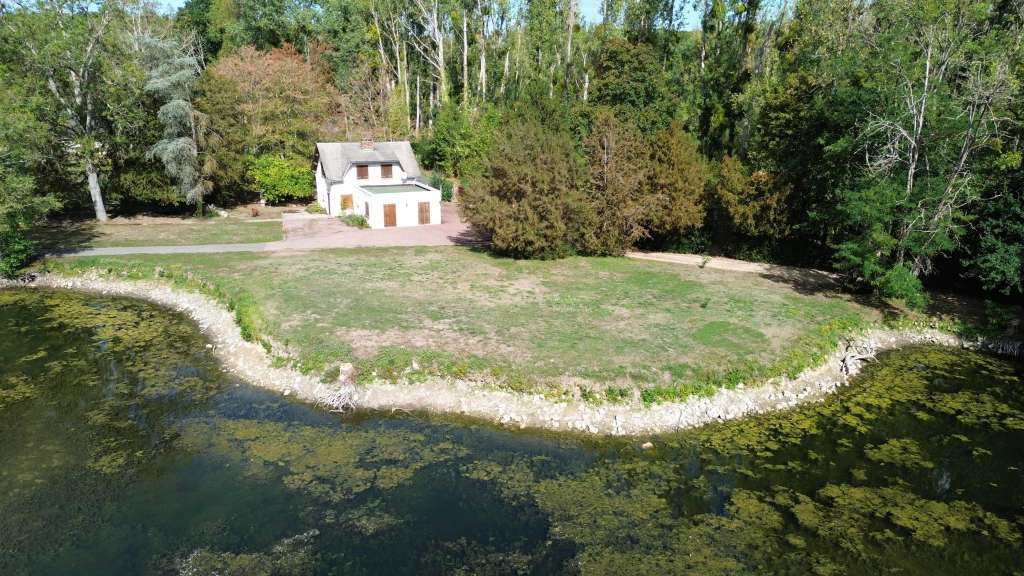 AV Propriété équestre à Saint-Maurice-Montcouronne