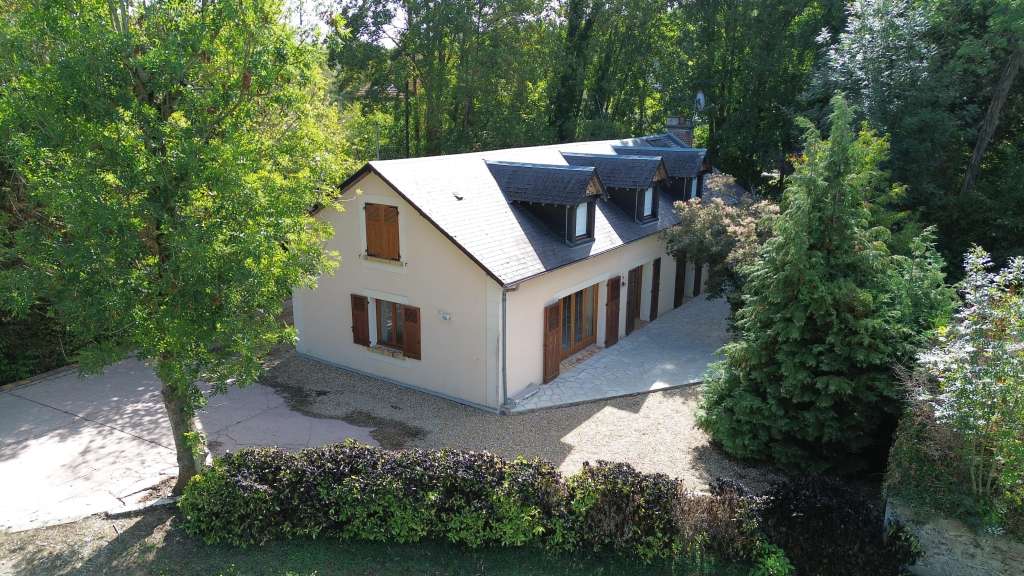 AV Propriété équestre à Saint-Maurice-Montcouronne