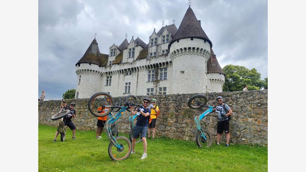 Périgord Vente balades en E-Trotte tout terrain